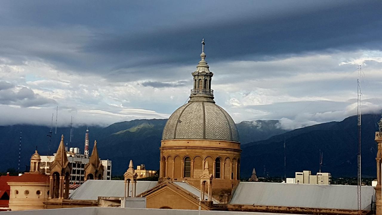 Plaza Hotel La Rioja Exterior photo