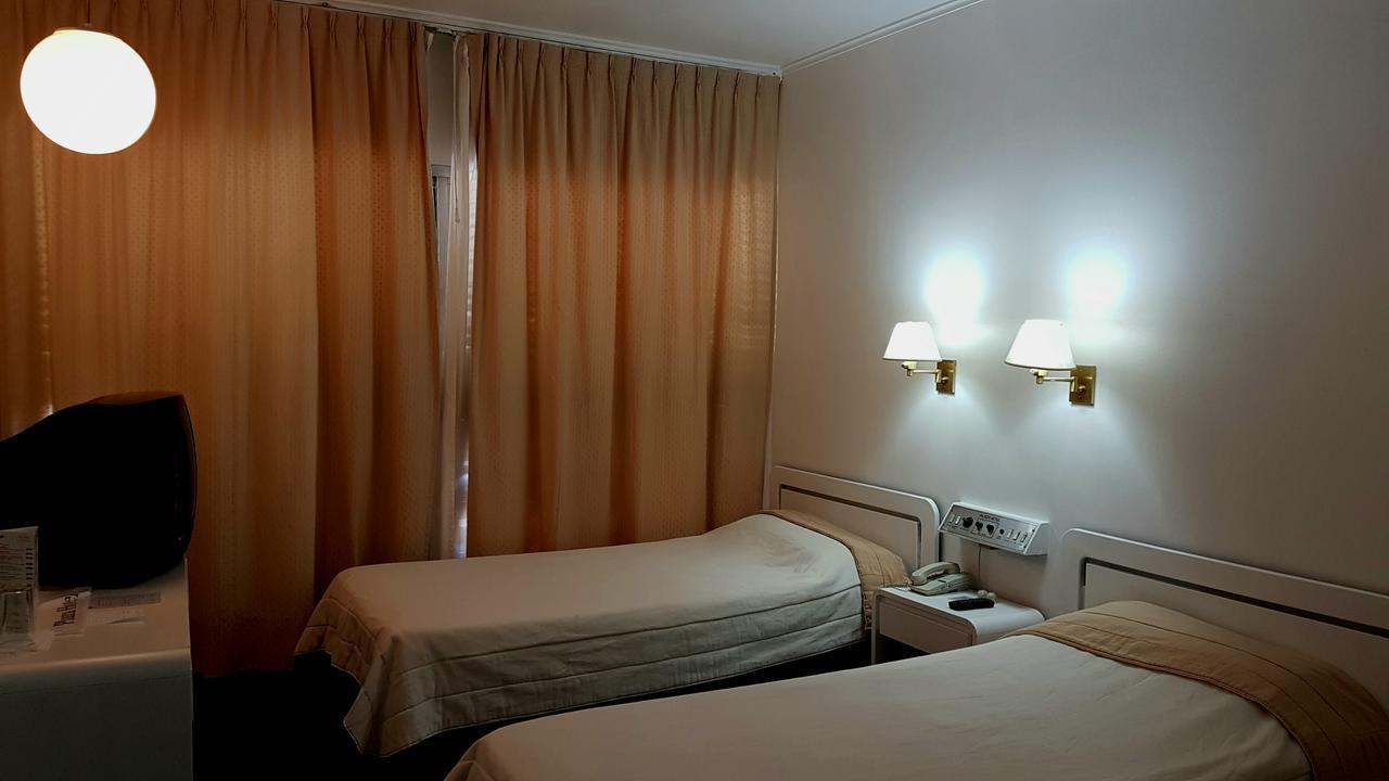 Plaza Hotel La Rioja Exterior photo